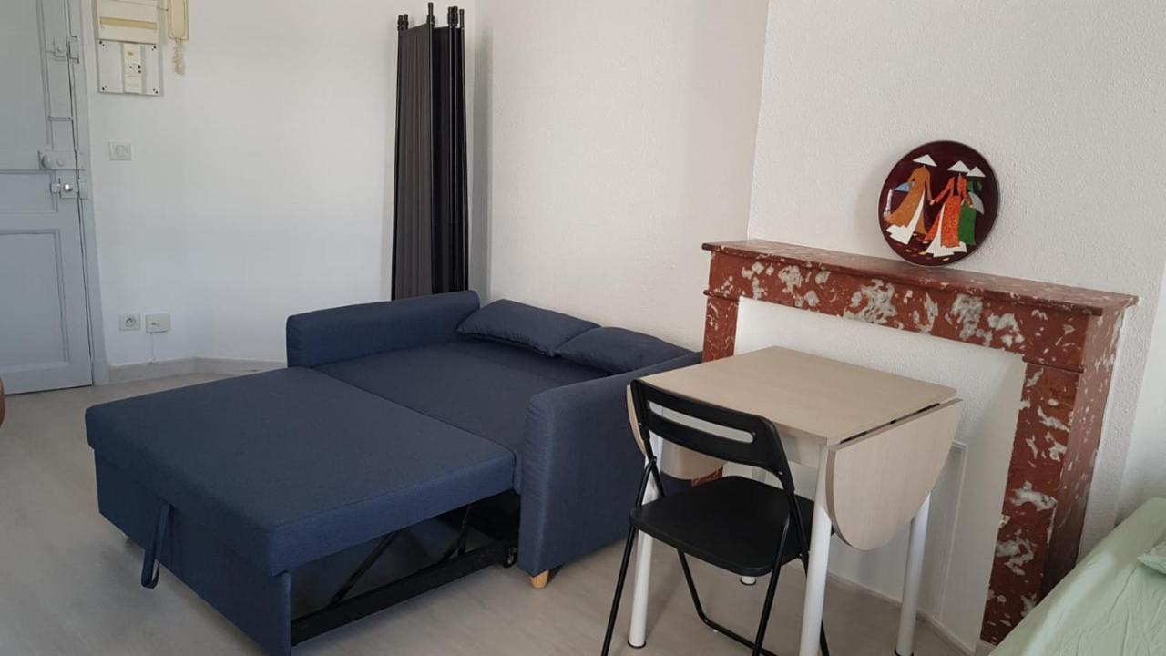 Studio With Sea View For 2 People Toulon Exterior photo